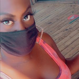 Meet your Posher, Dastasia